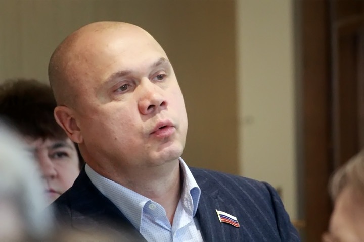 Депутаты решили сохранить выплаты переехавшим из Новосибирска ветеранам