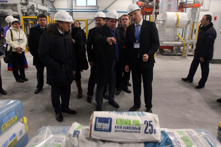 Завод строительных смесей Bergauf открылся в Новосибирске Завод строительных смесей Bergauf открылся в Новосибирске