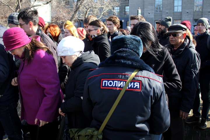 «Всё делается, чтобы запугать, заставить замолчать»: зачем полицейским расширяют полномочия «Всё делается, чтобы запугать, заставить замолчать»: зачем полицейским расширяют полномочия