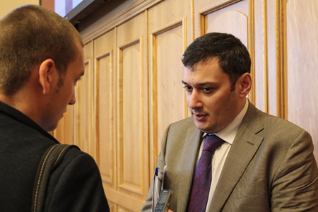 Хинштейн: Генпрокуратура подтвердила факт заявления о подготовке Ксензовым похищения сына Знаткова