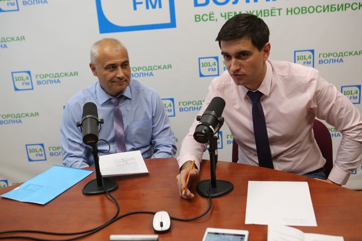 Вице-мэр Новосибирска Сафиуллин о повышении стоимости проезда и развитии транспорта Вице-мэр Новосибирска Сафиуллин о повышении стоимости проезда и развитии транспорта