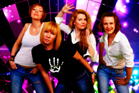 Полковник полиции скончался в Новосибирске перед «Супердискотекой 90-х», не дождавшись скорой помощи Полковник полиции скончался в Новосибирске перед «Супердискотекой 90-х», не дождавшись скорой помощи