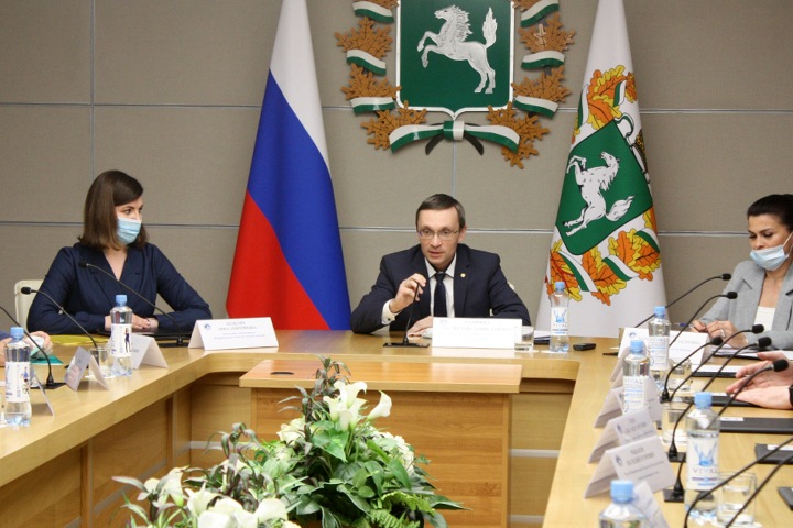 Томский избирком выступил против открытых трансляций с выборов. Кандидаты готовы оплатить их