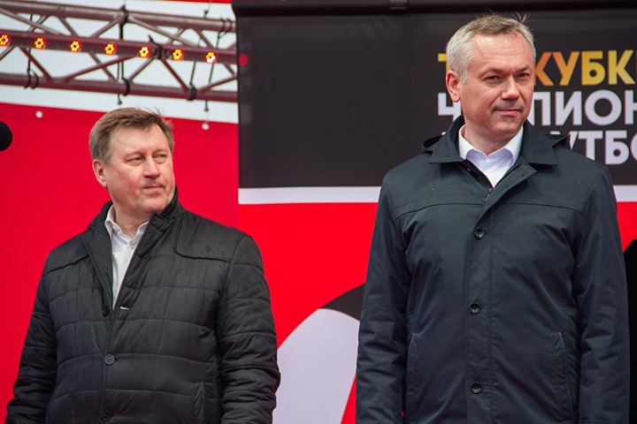 Источники рассказали, как губернатор предлагал мэру Новосибирска поддержать его на выборах Источники рассказали, как губернатор предлагал мэру Новосибирска поддержать его на выборах