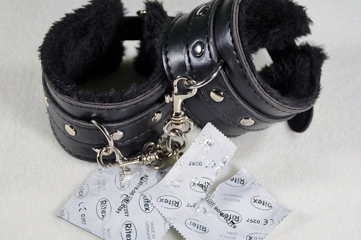 Красноярские секс-шопы рассказали о росте цен на интим-товары до 40% Красноярские секс-шопы рассказали о росте цен на интим-товары до 40%