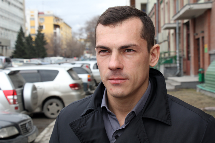 «Нужно исключить песко-соляную смесь»: энтузиаст нашел способ избавить Новосибирск от пыли «Нужно исключить песко-соляную смесь»: энтузиаст нашел способ избавить Новосибирск от пыли