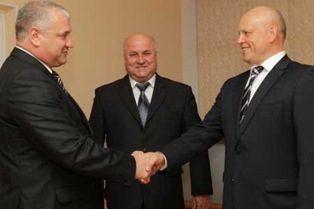 Омичи выбрали замену Назарову в заксобрании: депутатом стал его преемник в «Газпром межрегионгазе» Омичи выбрали замену Назарову в заксобрании: депутатом стал его преемник в «Газпром межрегионгазе»