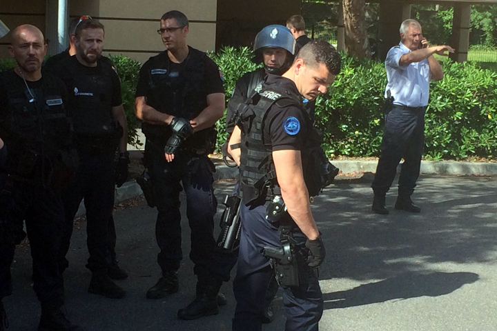 Фанаты заявили о задержании главы фан-клуба ФК «Томь» на Евро-2016