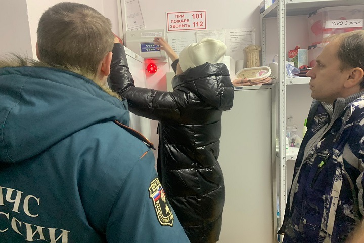 Нарушения правил пожарной безопасности выявлены в соцучреждениях Кузбасса после ЧП с жертвами