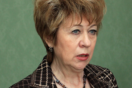 Замминистра, адвокат и помощник депутата поборются за кресло детского омбудсмена Новосибирской области