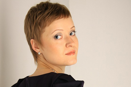 Суд отпустил экс-директора АРМ Анну Динельт под домашний арест Суд отпустил экс-директора АРМ Анну Динельт под домашний арест