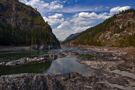 Почти 1,5 млн туристов посетили Горный Алтай в 2012 году — правительство региона