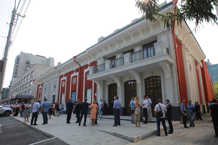 Театр Афанасьева открыли на новом месте в Новосибирске