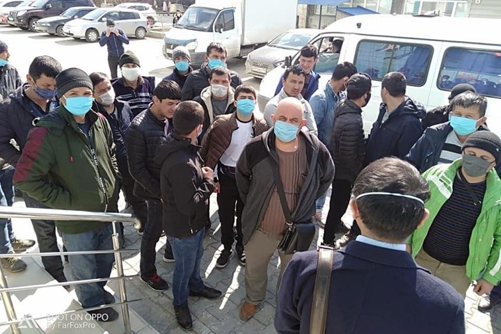 Тысяча граждан Узбекистана не может выбраться из Сибири в Ташкент Тысяча граждан Узбекистана не может выбраться из Сибири в Ташкент