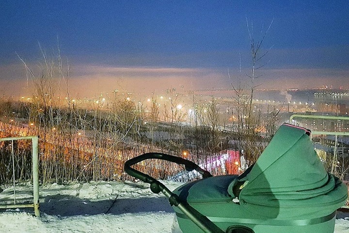 Красноярские единороссы отказались обсуждать проблему черного неба на сессии заксобрания Красноярские единороссы отказались обсуждать проблему черного неба на сессии заксобрания