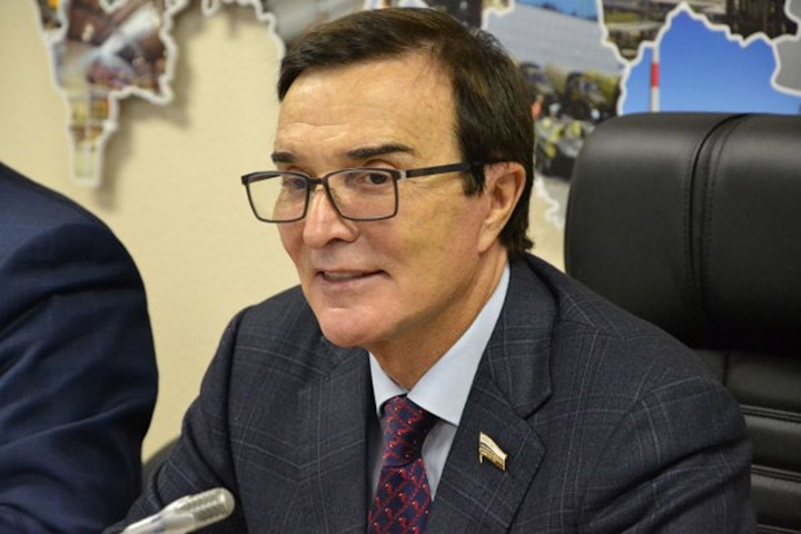 Кузбасский кандидат в Госдуму обжаловал отказ в отмене регистрации конкурента-единоросса, у которого были иностранные акции