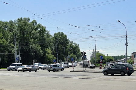 Мэрия Новосибирска разрешила монастырю РПЦ построить автостоянку недалеко от мечети и «Меги» Мэрия Новосибирска разрешила монастырю РПЦ построить автостоянку недалеко от мечети и «Меги»