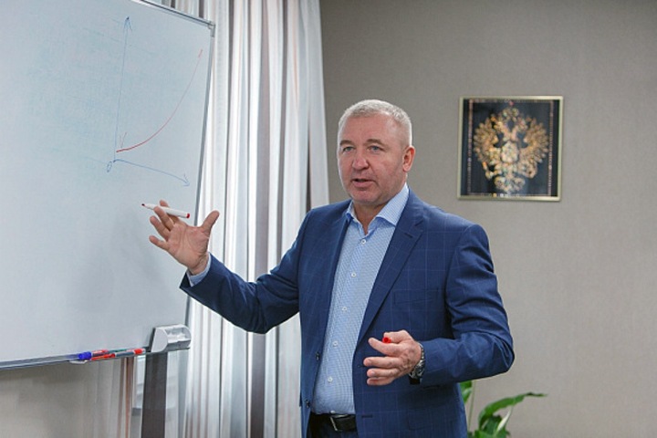 Заразившиеся коронавирусом в Бурятии оказались владельцами крупнейшей торговой сети Заразившиеся коронавирусом в Бурятии оказались владельцами крупнейшей торговой сети