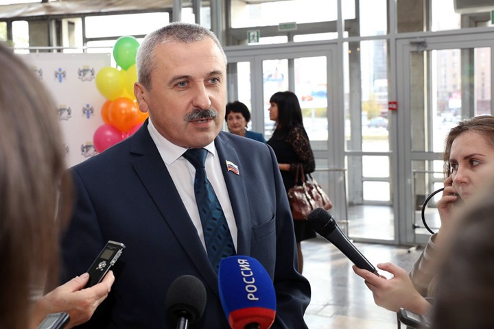 Евгений Гутов: праздник как повод для размышления Евгений Гутов: праздник как повод для размышления