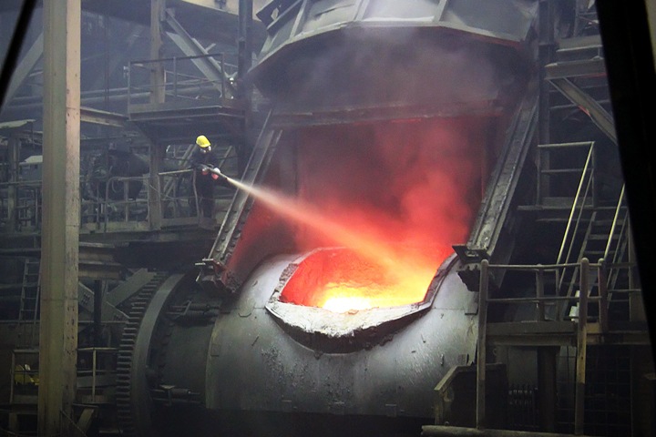 Прокуратура проверит использование опасных отходов «Норникеля» для посыпки дорог в гололед