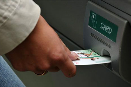 Сотрудники двух красноярских банков украли более 2 млн рублей, оформив кредиты на клиентов