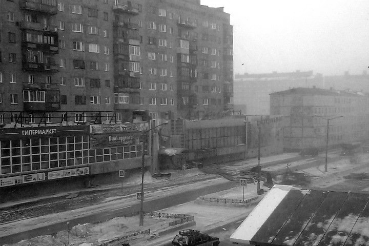 СК закрыл дело о гибели женщины во время урагана в Норильске. Под подозрением были сотрудники связанной с бывшим вице-мэром УК