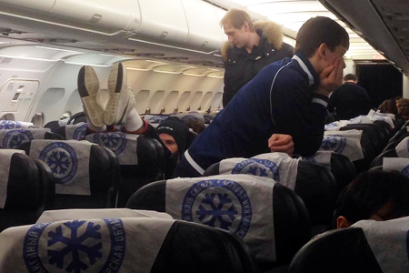 Новосибирская «Сибирь» обвинила аэропорт Владивостока и ХК «Адмирал» во лжи Новосибирская «Сибирь» обвинила аэропорт Владивостока и ХК «Адмирал» во лжи