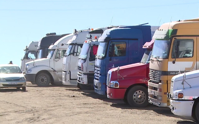 Забайкальца посадили на пять суток за пикет против «Платона» Забайкальца посадили на пять суток за пикет против «Платона»