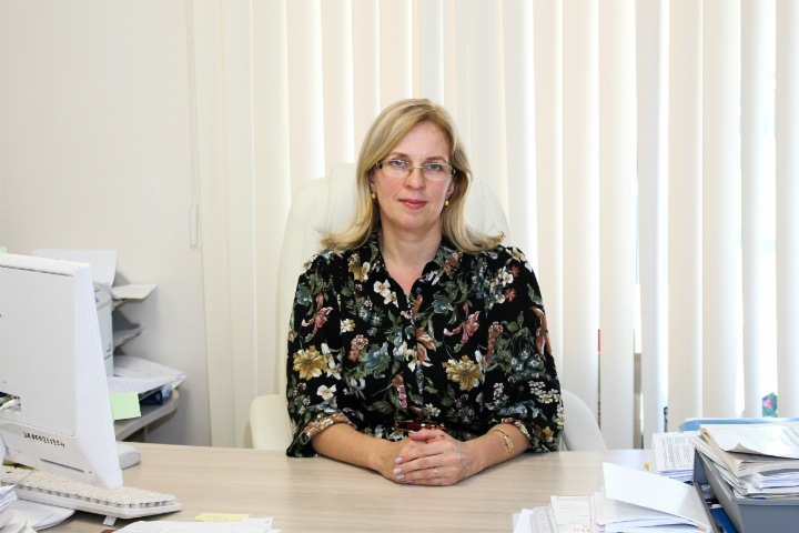 Глава иркутского минздрава ушла на больничный после уголовного дела с ее сыном