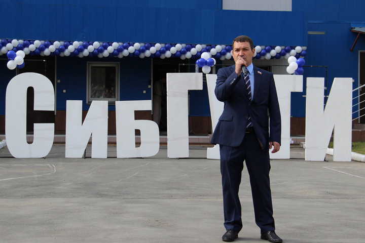 Вице-президент «Ростелекома» поздравил студентов СибГУТИ с Днем знаний