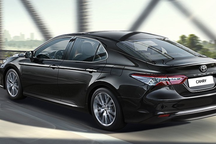 «Только дурачок откажется»: угольщики «безвозмездно пожертвовали» новый автомобиль чиновникам в Хакасии