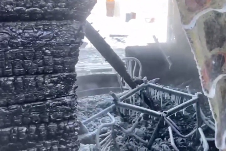 Уголовное дело завели после гибели детей при пожаре под Иркутском Уголовное дело завели после гибели детей при пожаре под Иркутском