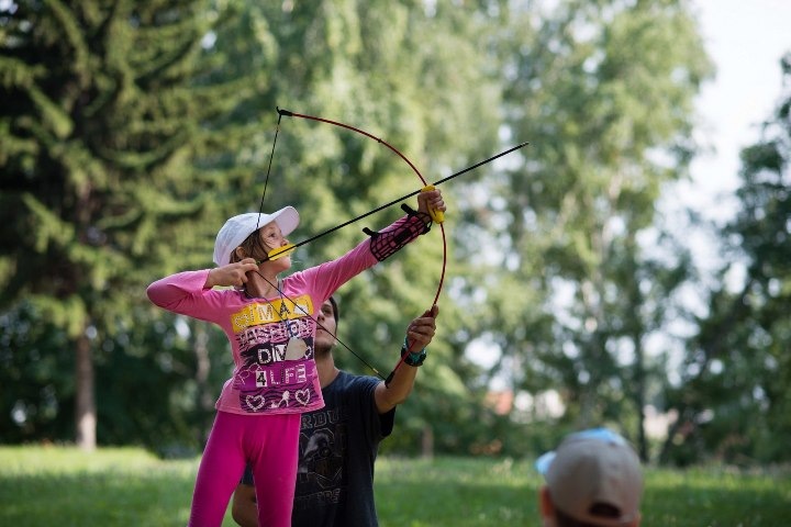«Семейные выходные» организуют в Новосибирске для победивших рак детей и их родных
