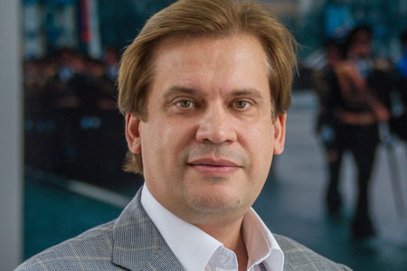 Аппарат администрации Кузбасса возглавил начальник департамента молодежной политики