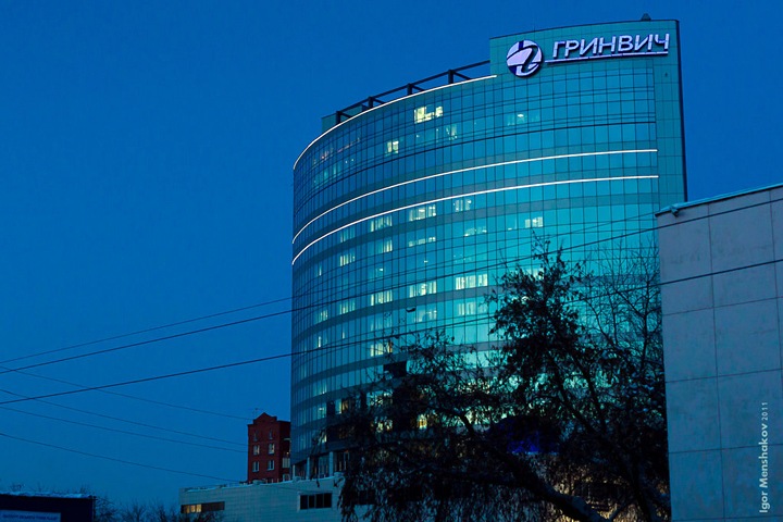 Новосибирский суд закрыл бизнес-центр спонсора единороссов, где работал штаб Путина