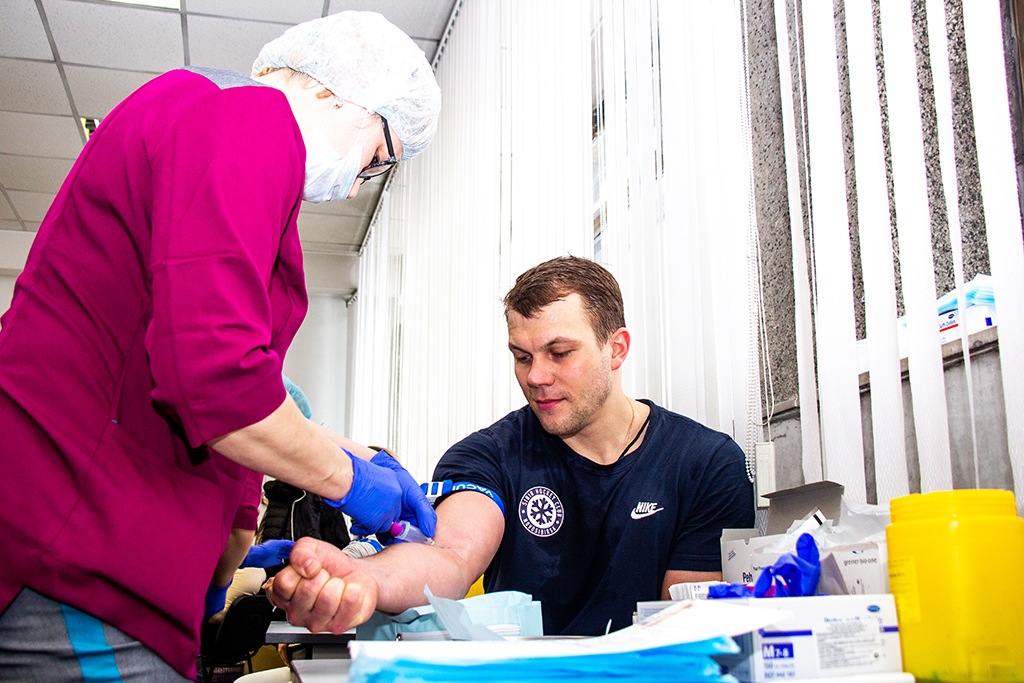 Александр Логинов