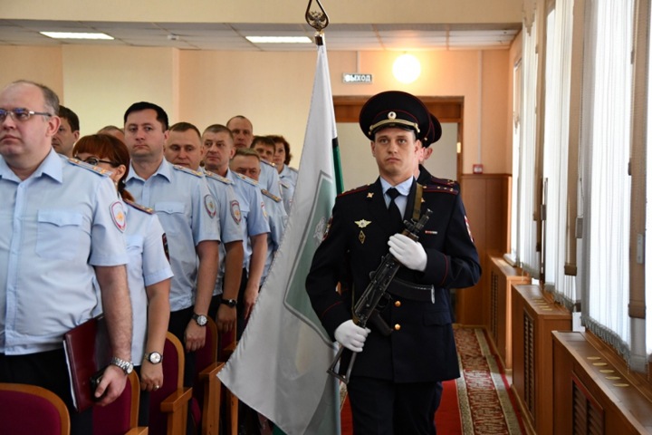 Полицейские съехались в Новокузнецк для обсуждения экологической безопасности Полицейские съехались в Новокузнецк для обсуждения экологической безопасности