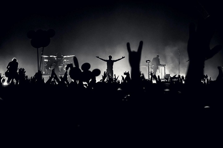 Концерт Би-2 в Томске отменили Концерт Би-2 в Томске отменили