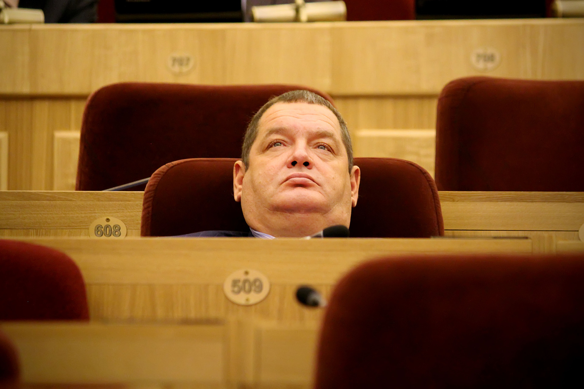 Депутаты заксобрания получили зарплаты 2100 среднестатистических новосибирцев Депутаты заксобрания получили зарплаты 2100 среднестатистических новосибирцев