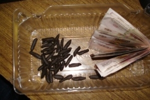 Глава сельской администрации в Туве обвиняется в попытке продать гашиш Глава сельской администрации в Туве обвиняется в попытке продать гашиш