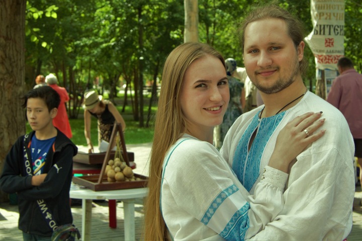 Оргазмические роды и выборы мэра: родовые поместья показали Новосибирску Оргазмические роды и выборы мэра: родовые поместья показали Новосибирску