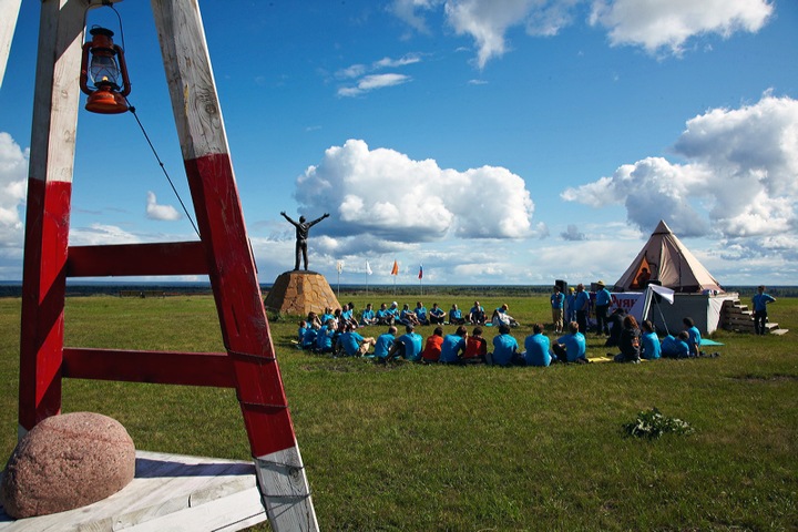 Томский Руян-город перевезли в Подмосковье из-за «воровства» сибиряков Томский Руян-город перевезли в Подмосковье из-за «воровства» сибиряков