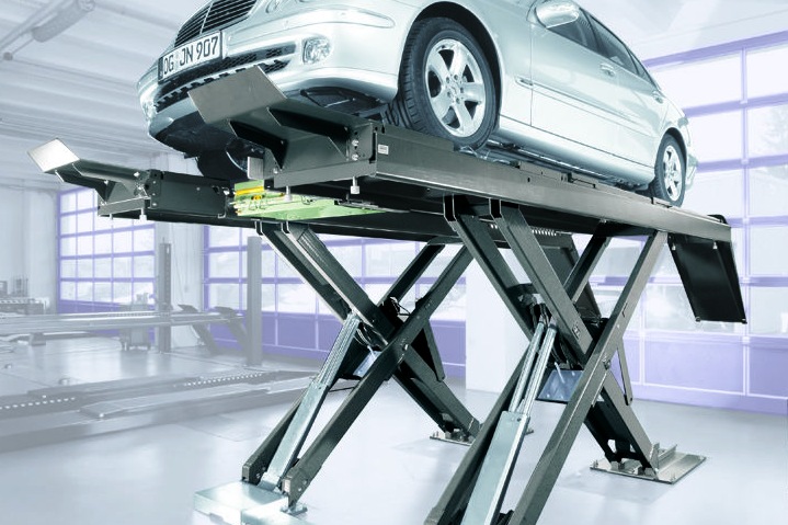 Подъемники и другое оборудование для автосервиса
