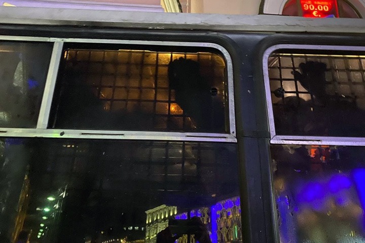 Томские депутаты выступили против политических репрессий: «Избиения, массовые аресты, обыски»