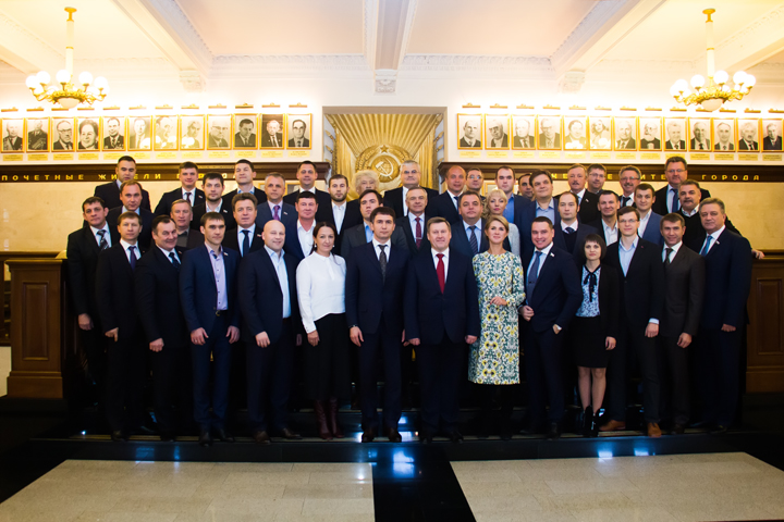 Депутаты приняли обращения к федеральным и региональным властям по острым вопросам