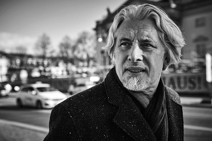 Авторы фильма «Сорокин трип» представят его в новосибирской «Победе» Авторы фильма «Сорокин трип» представят его в новосибирской «Победе»