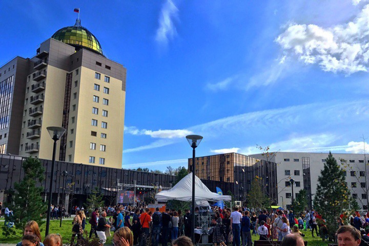 Новосибирские студенты создали приложение для слежки за прогульщиками