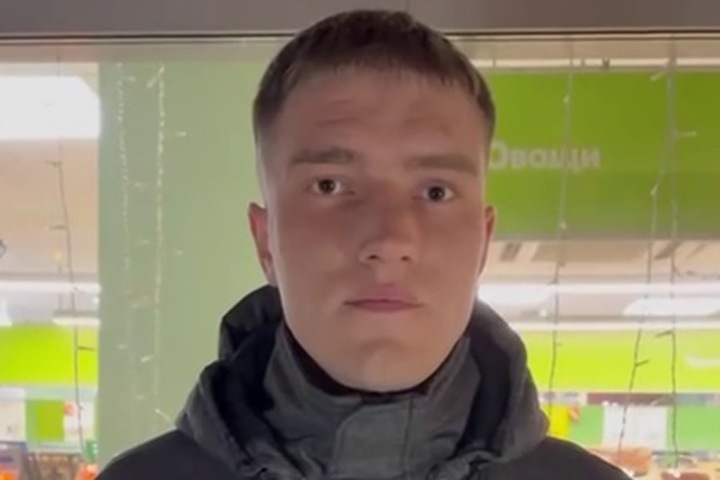 Томский сирота сидел в колонии, требовал от государства жилье, вступил в ЧВК и заявил о казнях там Томский сирота сидел в колонии, требовал от государства жилье, вступил в ЧВК и заявил о казнях там