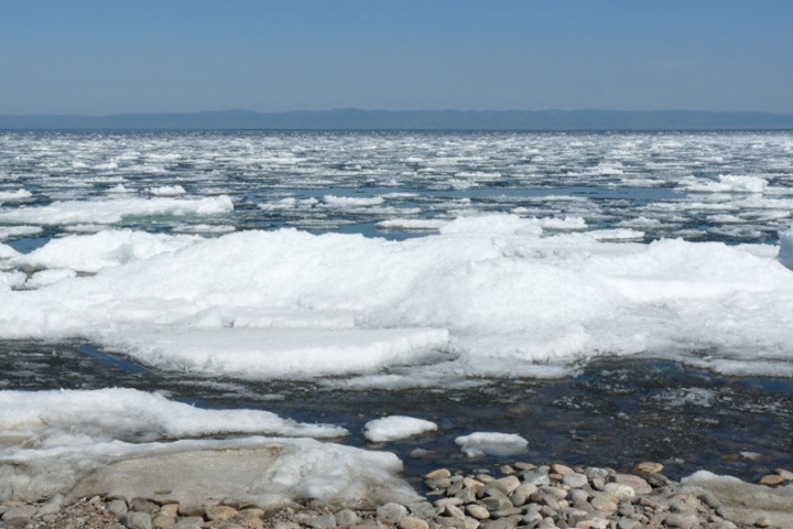 «Независимая газета»: Байкал хотят зажать в метровых тисках «Независимая газета»: Байкал хотят зажать в метровых тисках