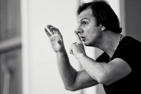 Теодор Курентзис: Культурная Россия кровоточит